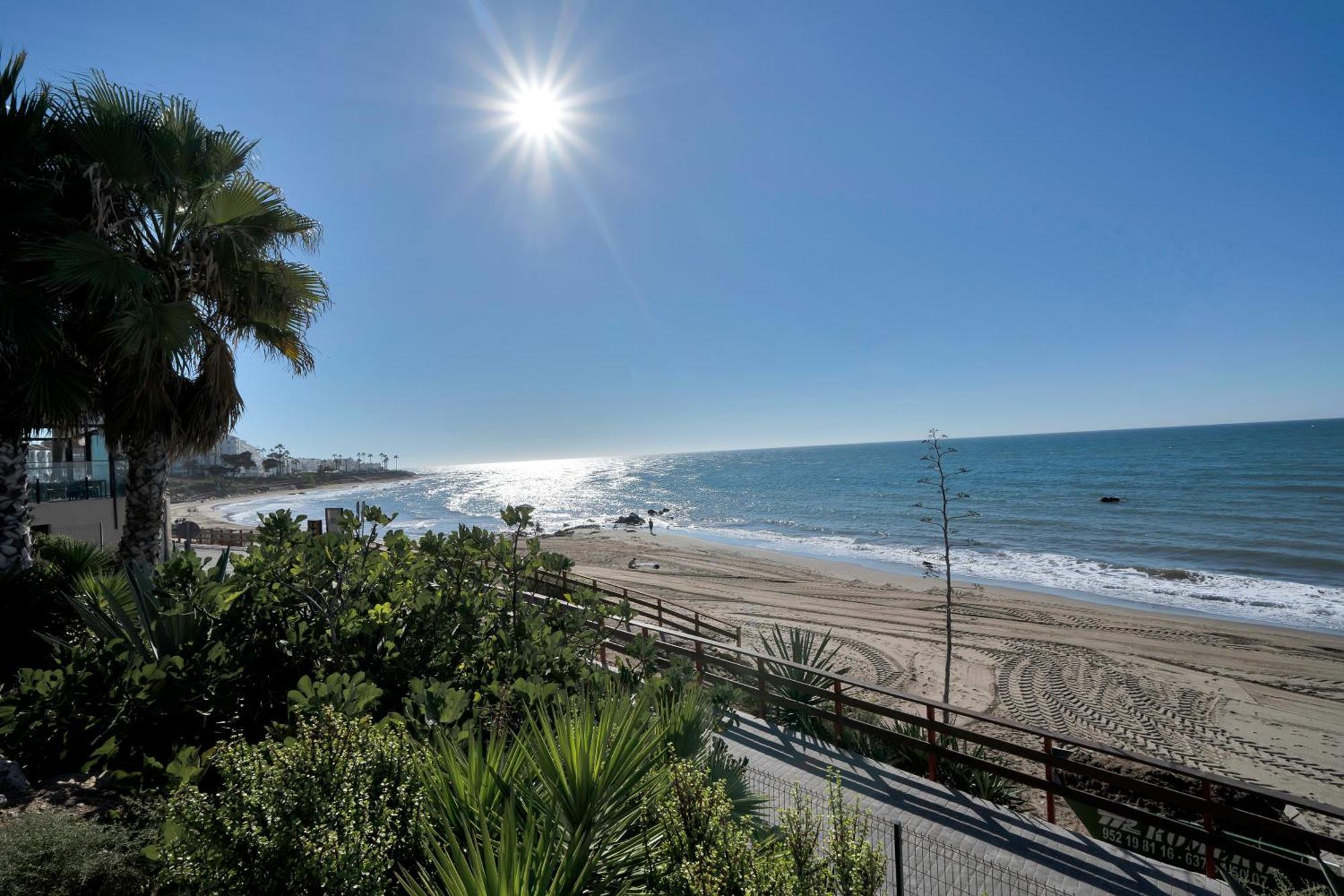 Casa Mar Apartamento Front Beach Con Wifi, Piscina, Padel Y Tenis - Lubina Del Sol Sitio de Calahonda 외부 사진